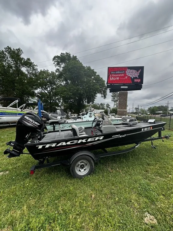 2018 Tracker Boats Pro 160