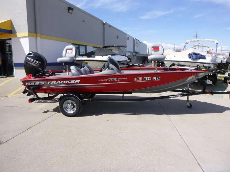 2014 Tracker Boats Pro Team 175 TXW