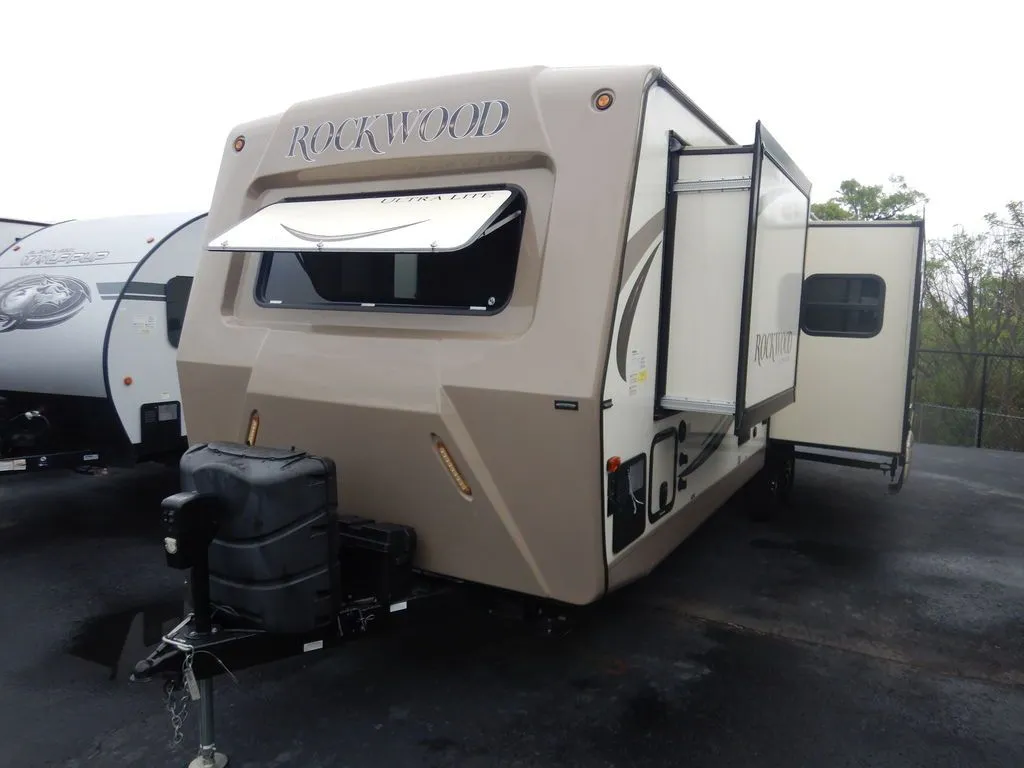 2016 Forest River Rockwood Ultra Lite Travel Trailers 2604WS