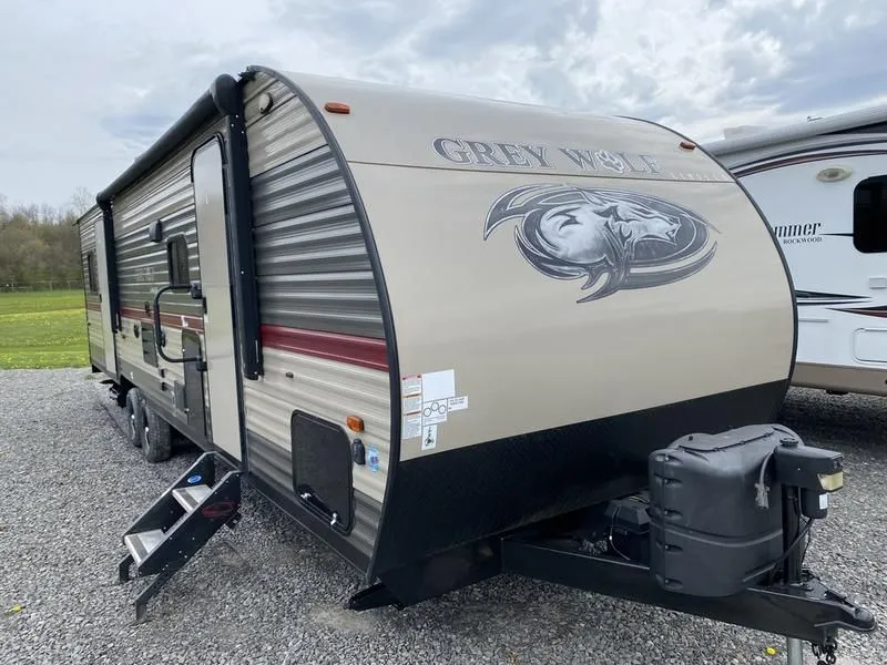 2019 Forest River Cherokee Grey Wolf 27RR
