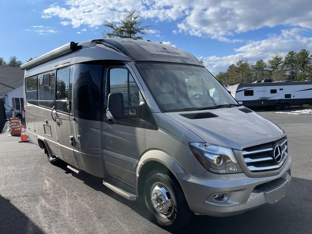 2018 Leisure Travel Vans Serenity S24CB