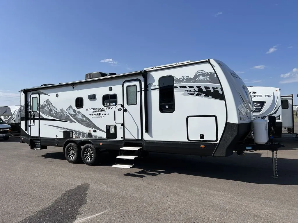 2024 OUTDOORS RV MTN TRX BACK COUNTRY 28DBS