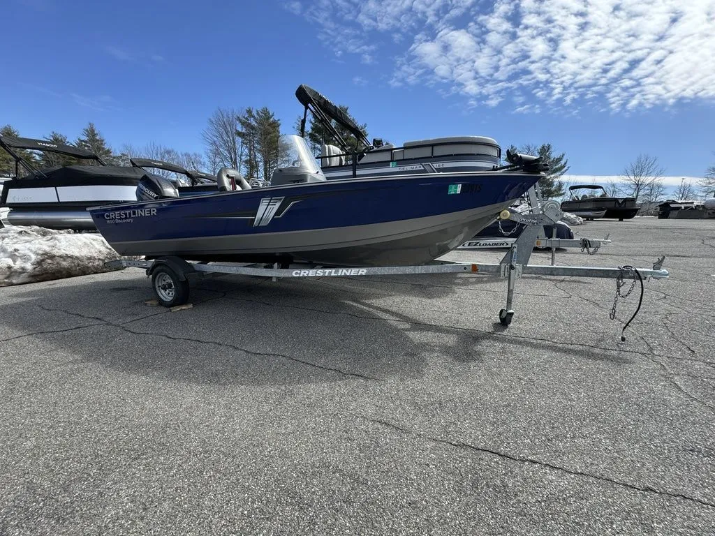 2019 Crestliner 1650 Discovery Side Console