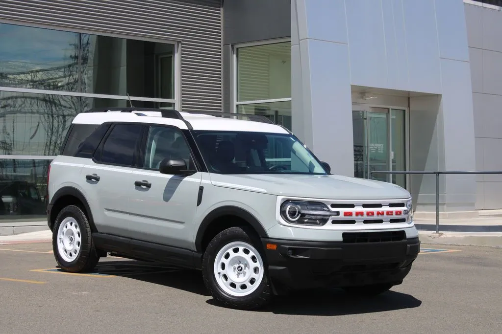 2023 Ford Bronco Sport AWD Heritage SUV 3 Cylinder AWD