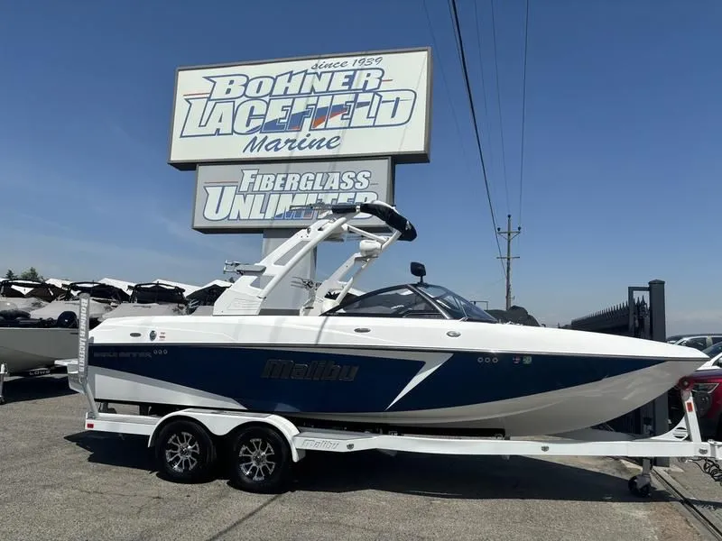 2017 Boats 22 VLX