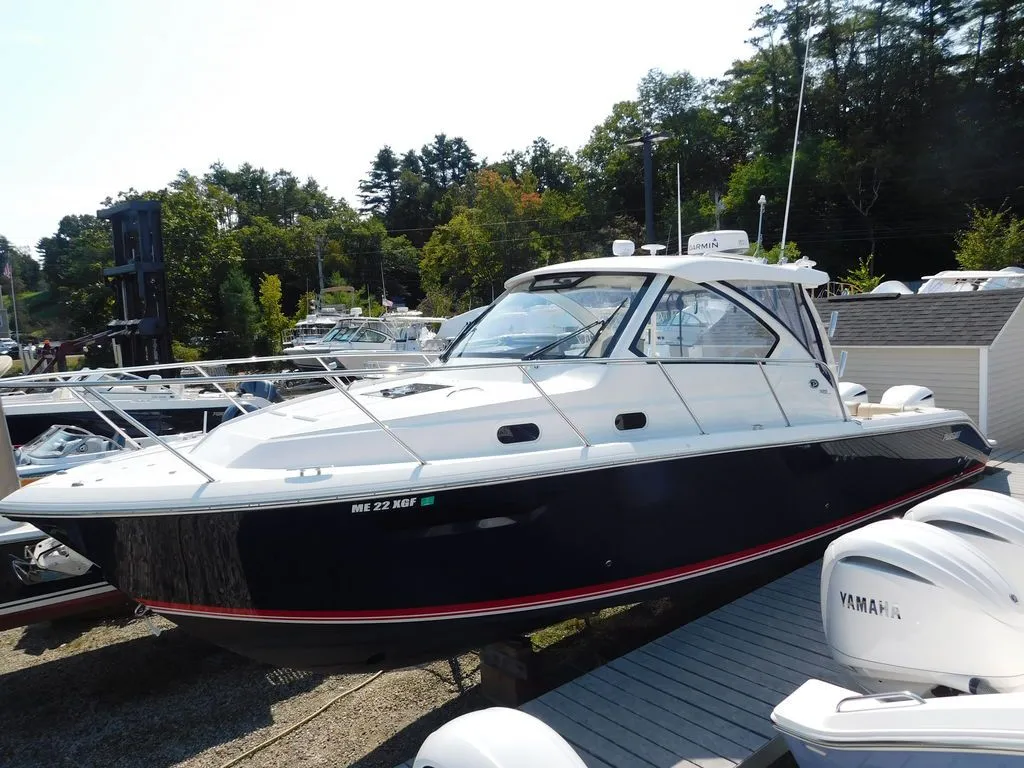 2020 Pursuit Boats OS 325 in Yarmouth, ME