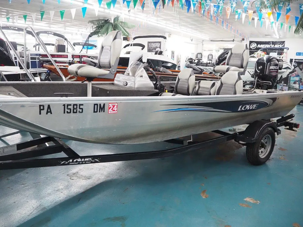 2014 Lowe Boats Stryker / Skorpion Series Stryker 17
