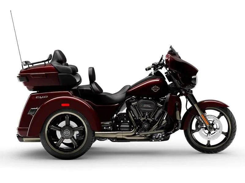 2021 Harley-Davidson FLHTCUTGSE - CVO Tri Glide