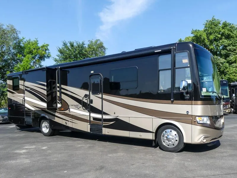 2017 Newmar Canyon Star 3921 (Toy Hauler)