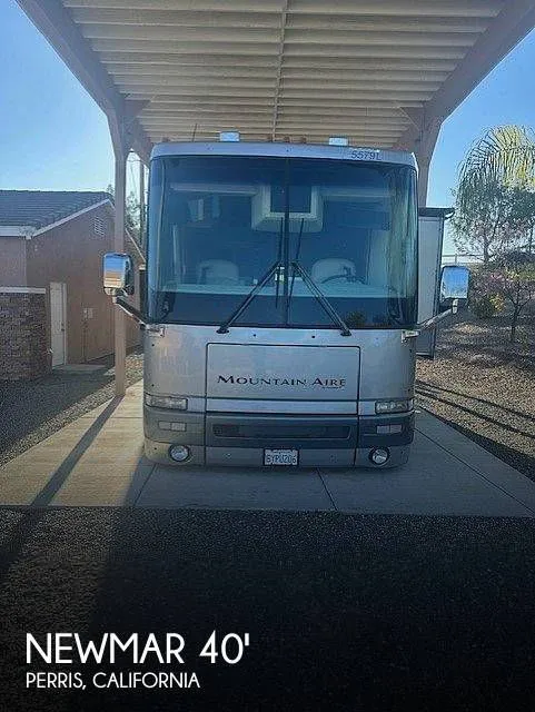 2001 Newmar Mountain Aire 4095