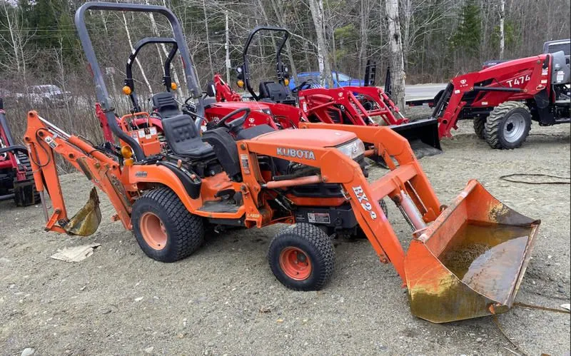 2007 Kubota  BX23 Hydrostatic Tractor with Loader, Backhoe, & Chains