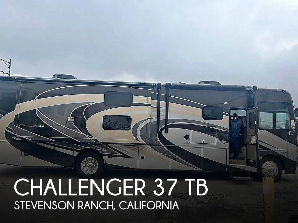 2018 Thor Motor Coach Challenger 37TB