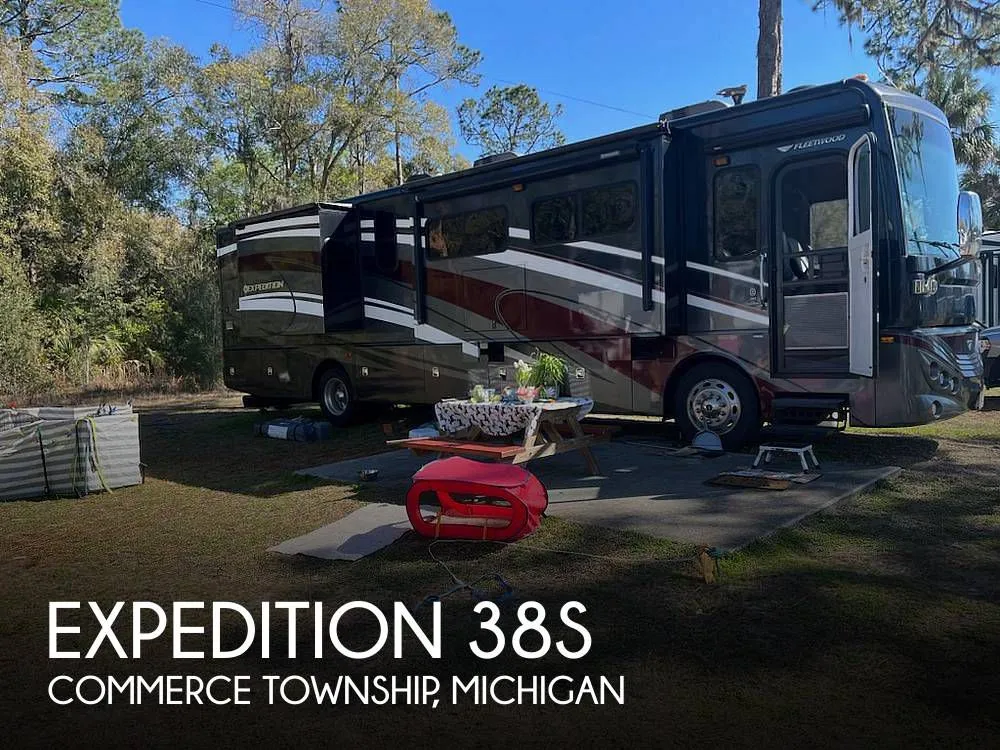 2014 Fleetwood Expedition 38s