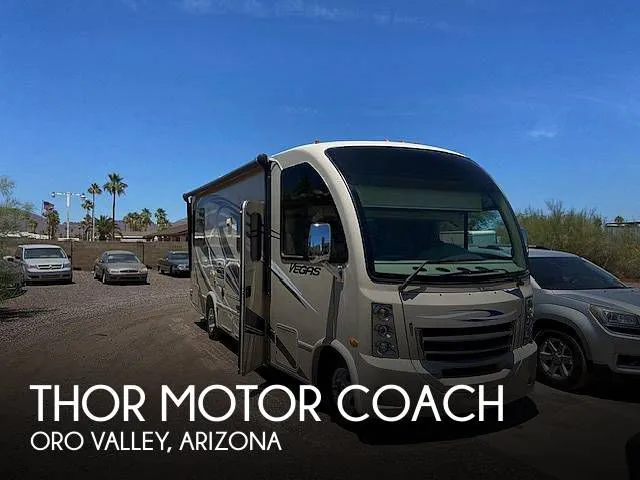 2015 Thor Motor Coach Thor Motor Coach Vegas 25.2