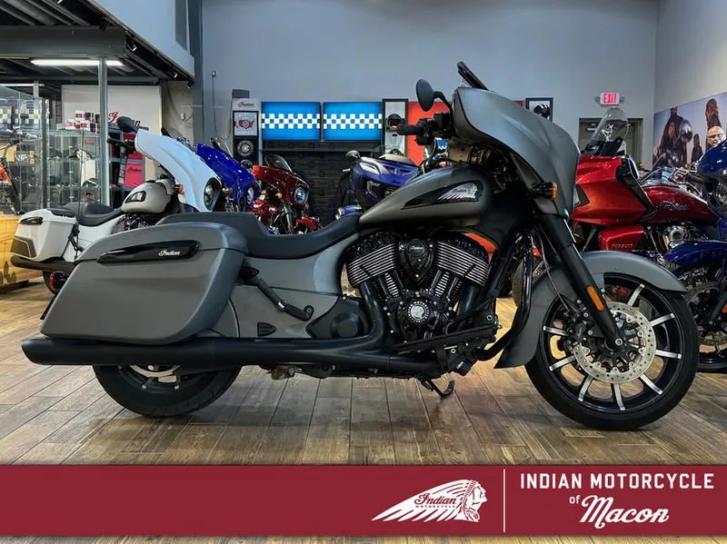 2021 Indian Motorcycle Chieftain Dark Horse Titanium Smoke