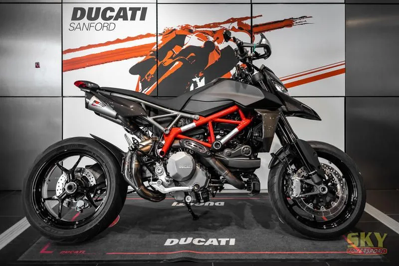 2021 Ducati Hypermotard 950 Ducati Red
