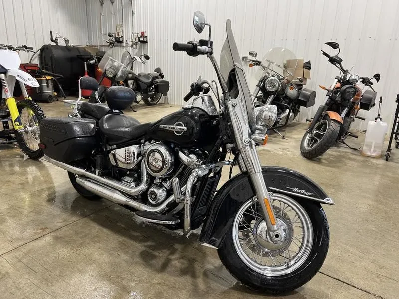 2020 HARLEY DAVIDSON  Softail Heritage Classic FLHC Touring Motorcycle
