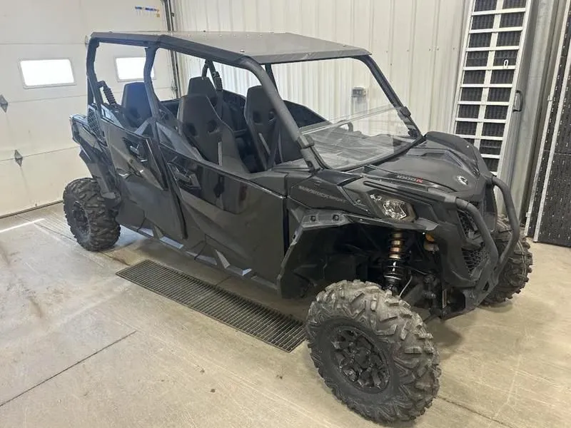 2023 CAN-AM  Maverick Sport Max DPS 4 1000R UTV Side By Side w/Tinted Roof