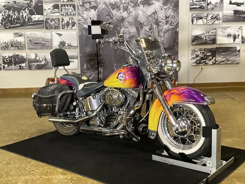 2002 Harley-Davidson FLSTC - Heritage Softail Classic