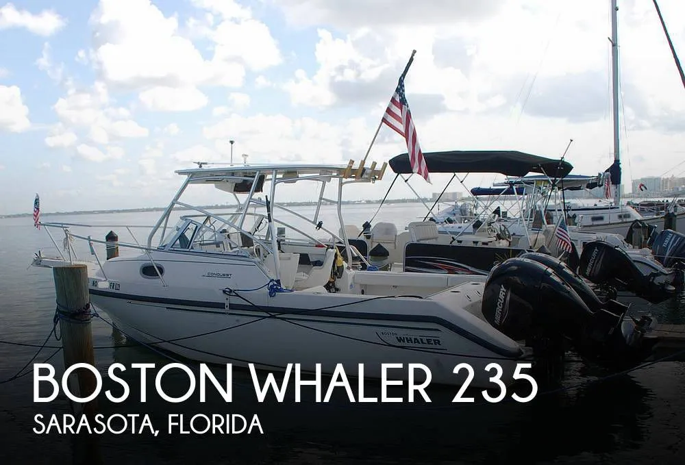 2000 Boston Whaler 235 Conquest
