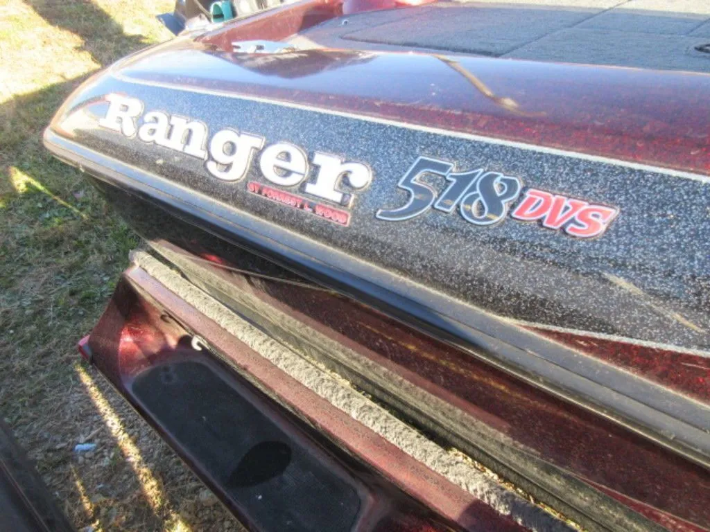 1998 Ranger 518 DVS Bass Boat / Mercury 150 hp Outboard / Ranger Trailer
