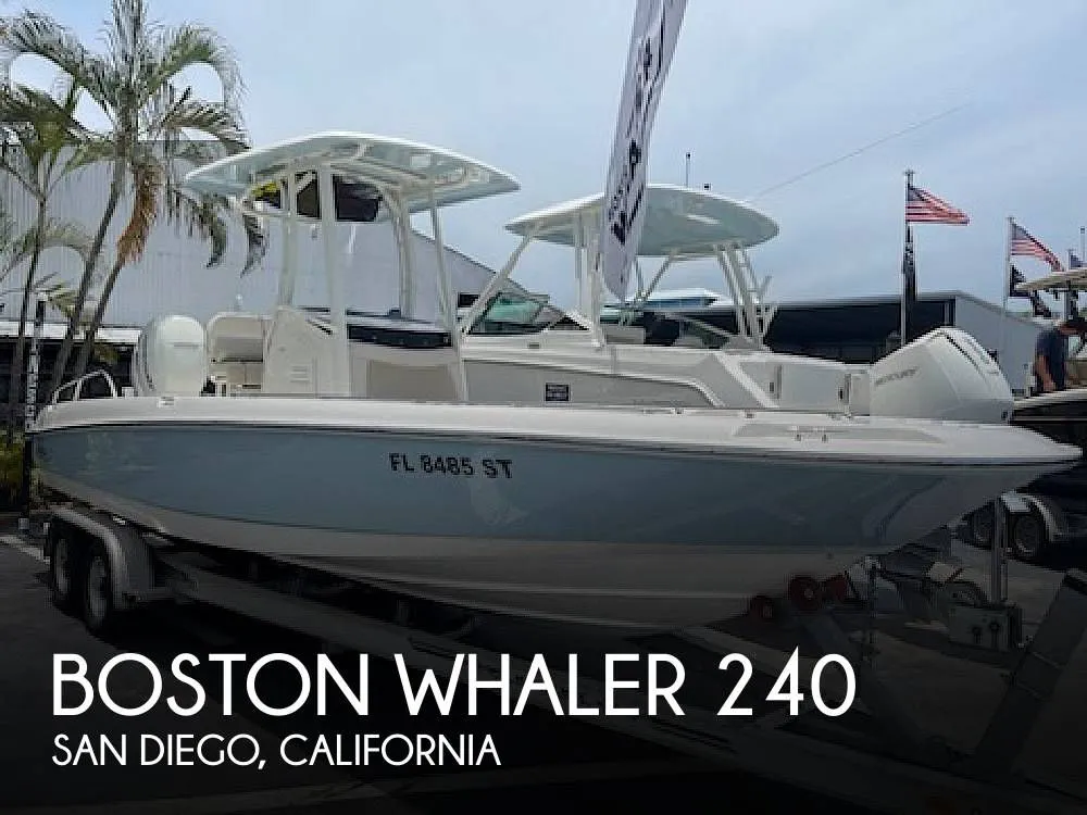 2020 Boston Whaler 240 Dauntless
