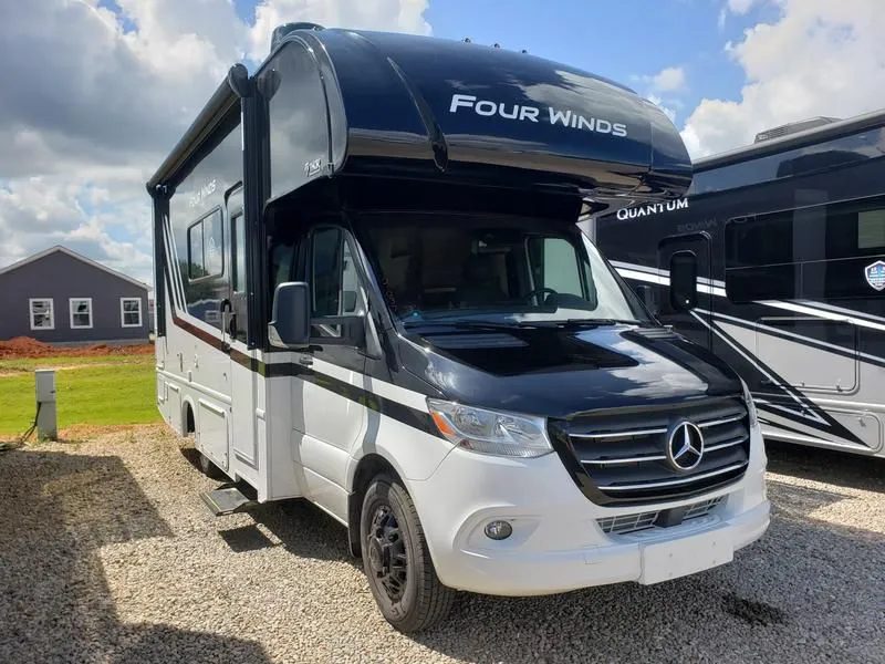 2025 Thor Motor Coach FOUR WINDS 24LT