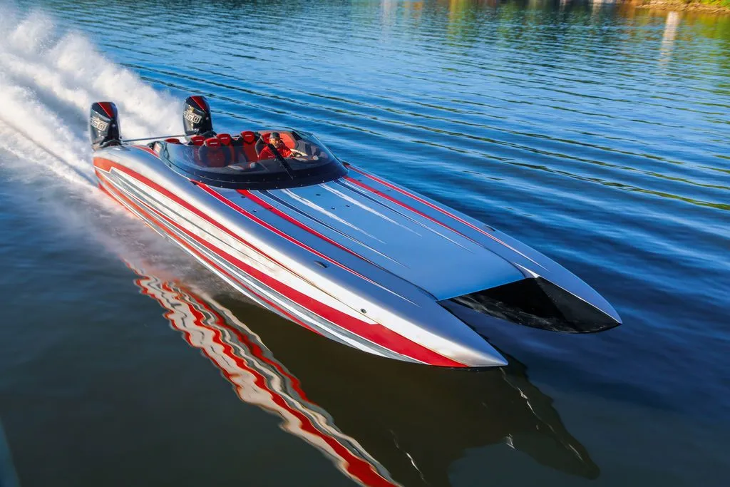 2025 Performance Powerboats P360