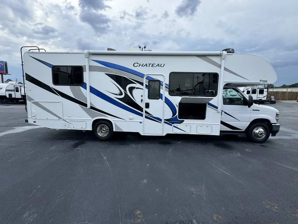 2021 Thor Motor Coach Chateau 28Z