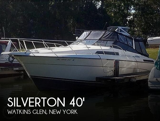 Silverton 40 Express Cruiser Boat For Sale - Waa2