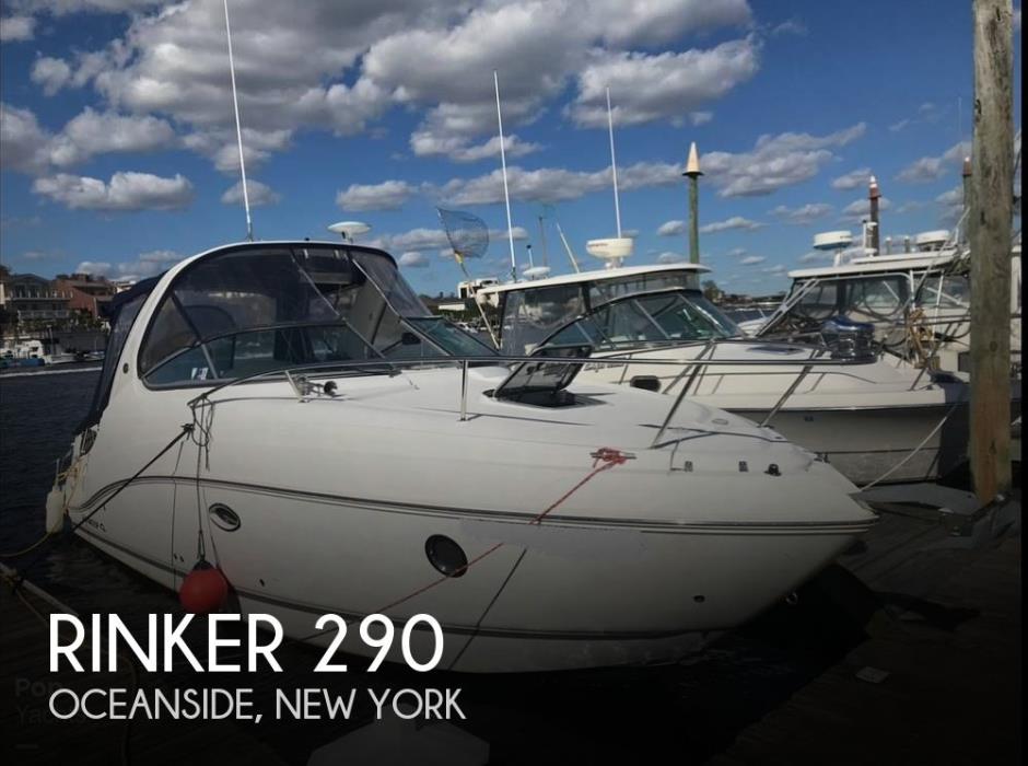 2013 Rinker 290 Express Cruiser in Oceanside, NY