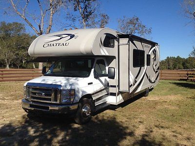 2014 Thor Motor Coach Chateau 28Z 11640 Miles Class C