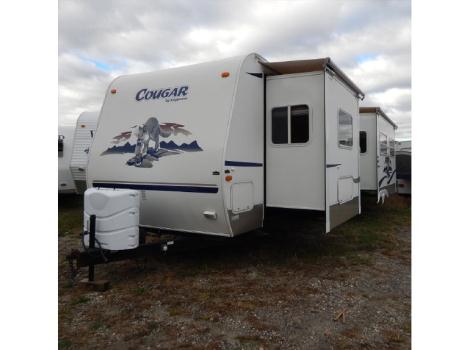 2005 Keystone Cougar 302 RLS w/ Rear Lounge Area