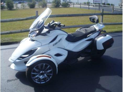 2013 Can-Am Spyder ST Limited