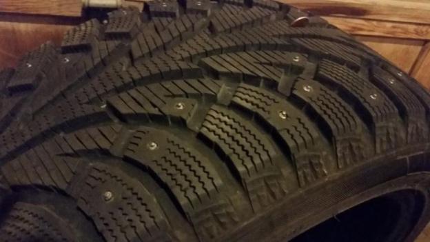 245/45R18 Hankook I PIKE studded tires, 0