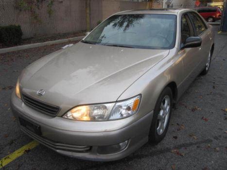 Lexus : ES 4dr Sdn New Trade looks and runs great loaded leather alloys sunroof warrantee