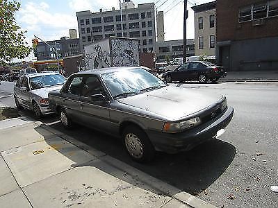 1990 Toyota Camry DLX Sedan 4