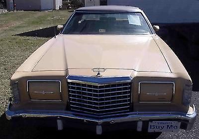 1978 Ford Thunderbird Town Landau Hardtop 2