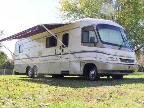 1997 Holiday Rambler Vacationer 35wgs gas motorhome, Louisville KY.