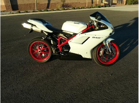 2013 Ducati Superbike 848