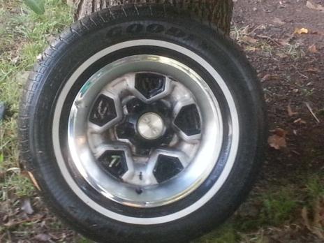 4 rims and tires came off 89s15 size 14s, 1