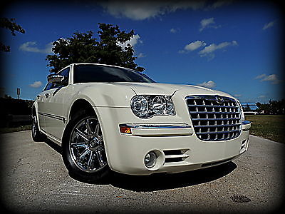 Chrysler : 300 Series 300C FL, CARFAX CERTIFIED, 1 OWNER, NEW LEXUS TRADE, WHITE/TAN, HEMI, NAVI - LOADED!