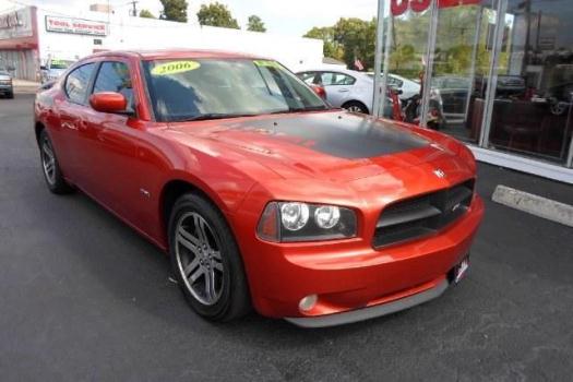 2006 DODGE CHARGER IN WEST ISLIP