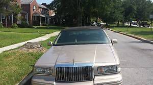 Selling  my 1997 Lincoln Town car