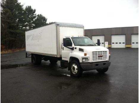 2004 GMC 7000