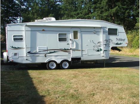 2003 Forest River Wildcat 27RL