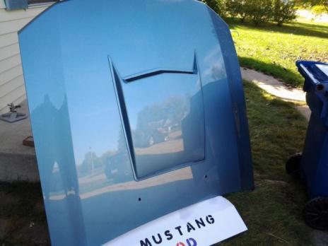 2006 FORD MUSTANG HOOD GT, 1