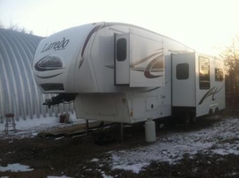 2011 Keystone Laredo