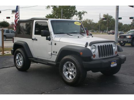Jeep : Wrangler 4WD 2dr X 4 x 4 soft top 6 speed 3.8 liter cd chrome wheels leveled new tires dual exhaust