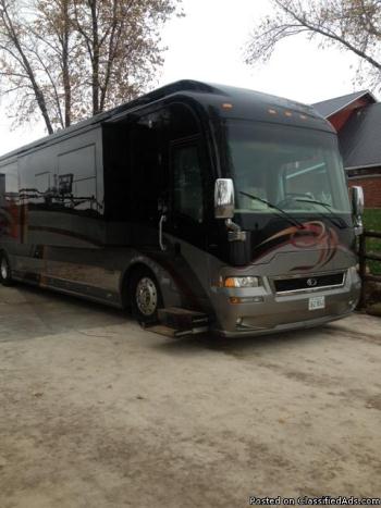 2005 Country Coach Affinity RV